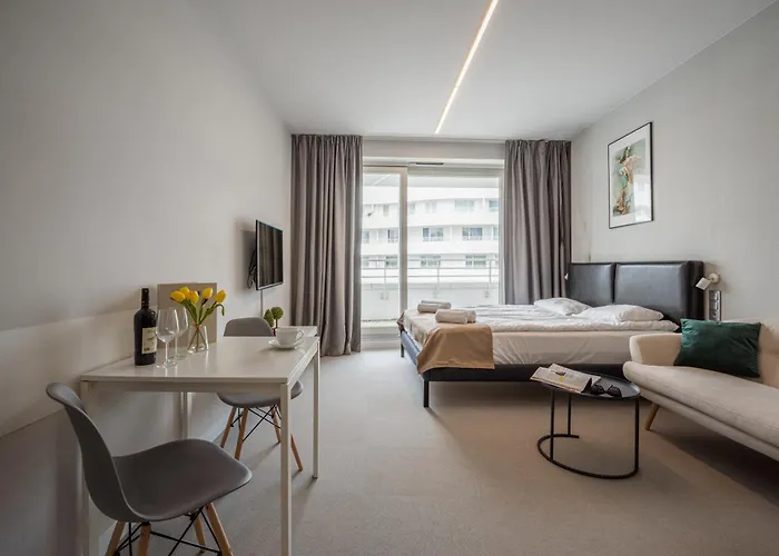 Empire Ovo Apartment