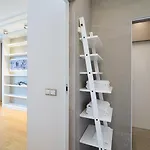Empire Ovo شقة *
