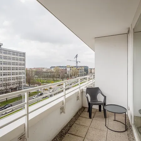 Empire Ovo * Breslau